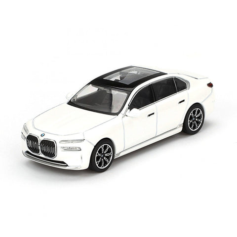 Mini GT 1/64 BMW i7 xDrive60 Mineral White LHD