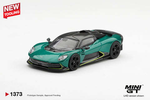 Mini GT L Aston Martin Valhalla Podium Green