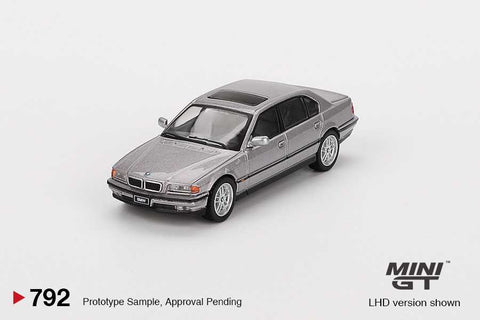 1/64 BMW 750LiAspen Silver Metallic