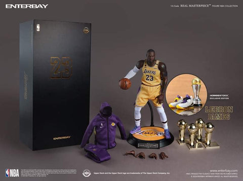 1/6 Real Masterpiece NBA Collection - LeBron James